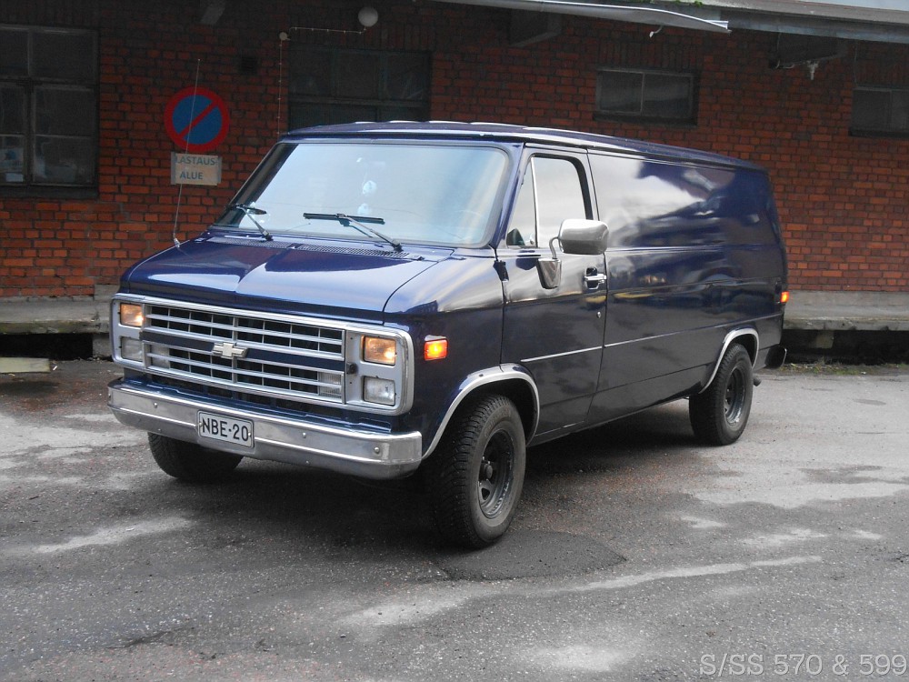 ChevyVan_-vi.jpg