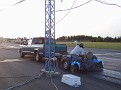 liimakärrynkuljettajalla täytyy olla sininen kangaskypärä