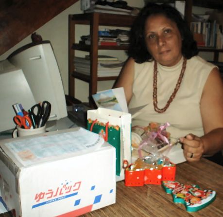 Maria Cristina (Sao Paulo) recbeu o presente de Neide Nazima (Japão)