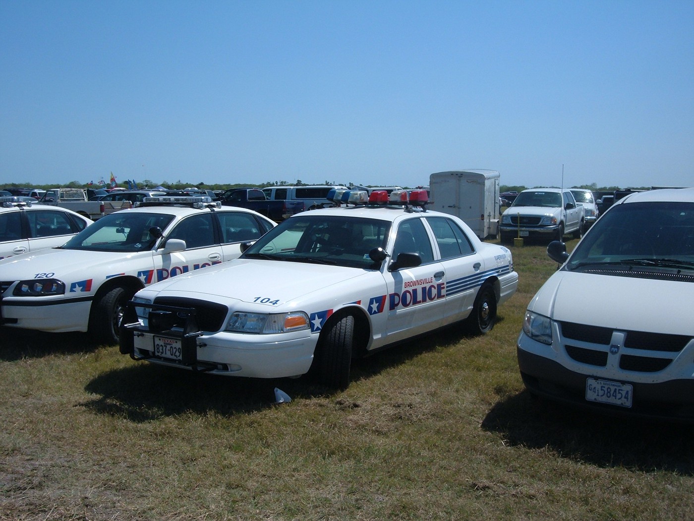 copcar dot com - The home of the American Police Car - Photo Archives