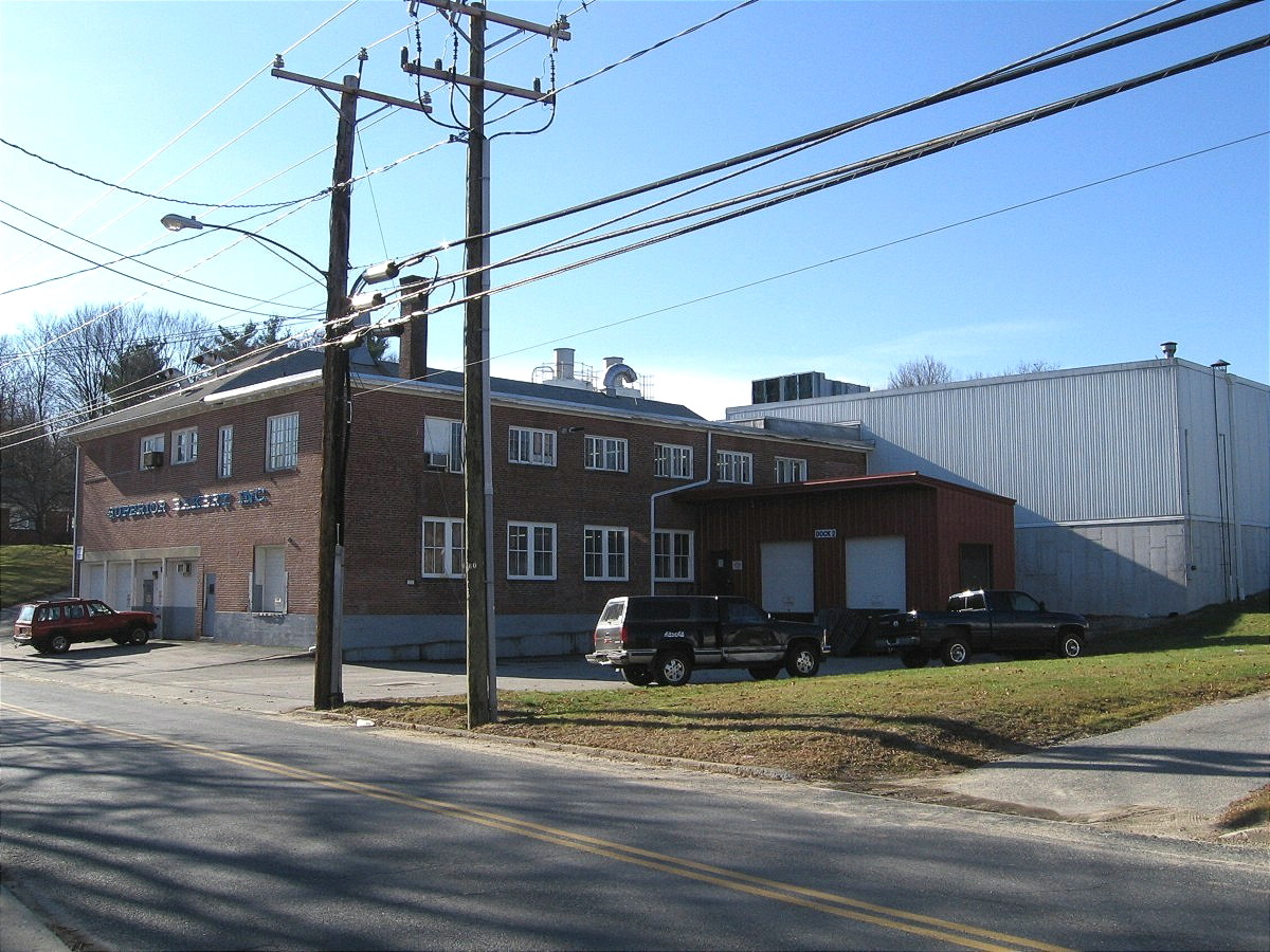 Photo N GROSVENORDALE SUPERIOR BAKERY.jpg THOMPSON FABYAN