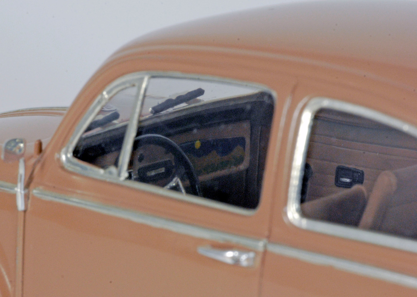 LEATHER DASH 2 DSC3236