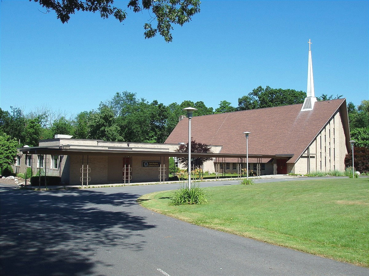 Photo BRISTOL SAINT ANDREW CHURCH.jpg BRISTOL FORESTVILLE, CT