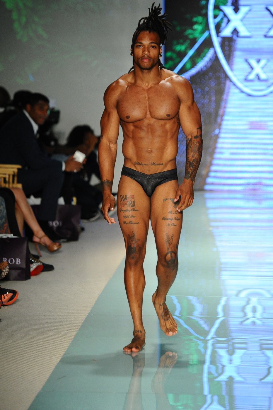 Mr_TrippleX_MiamiSwim_SS18_629-vi.jpg