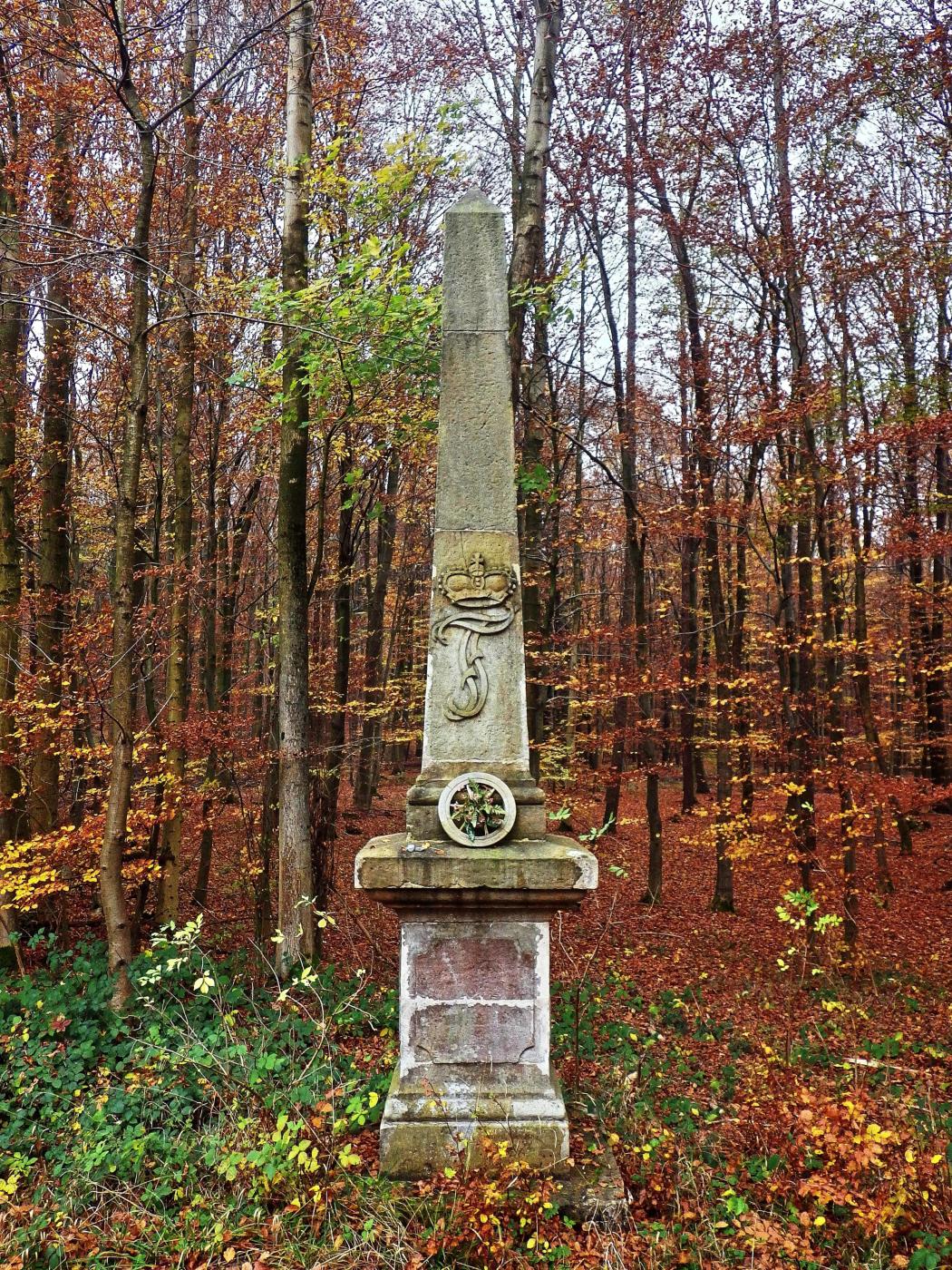 Sandstein-Obelisk, Grießemer Berg
