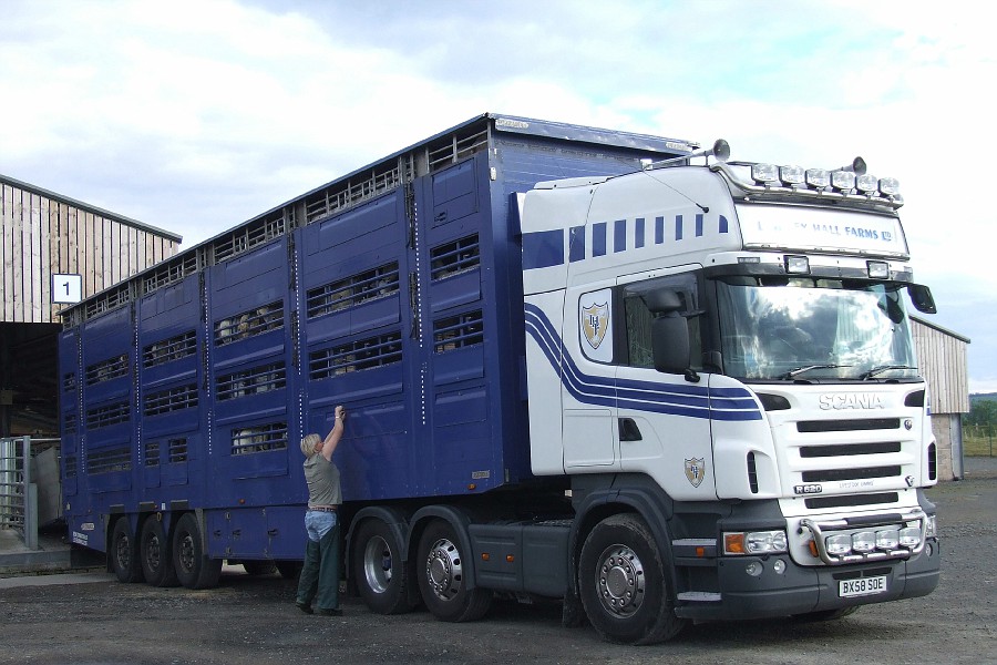 Photo: BX58SOE Scania R620 Lindley Hall, Nuneaton, Warwickshire ...