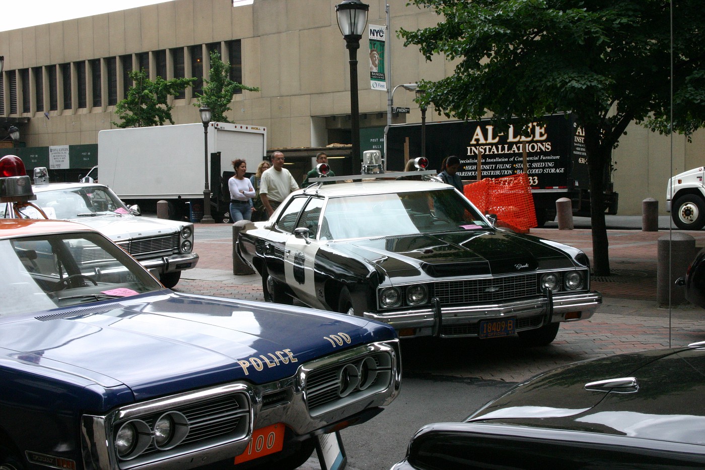 copcar dot com - The home of the American Police Car - Photo Archives