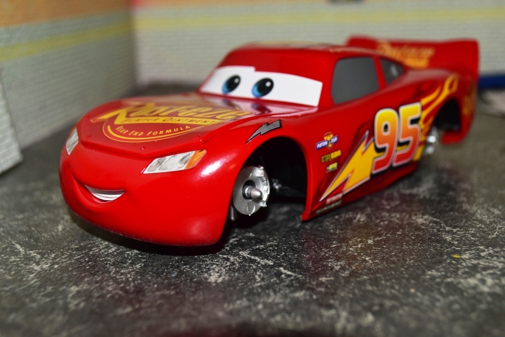 Photo: Lightning McQueen Red 30 | Lightning McQueen Red album | Donald ...