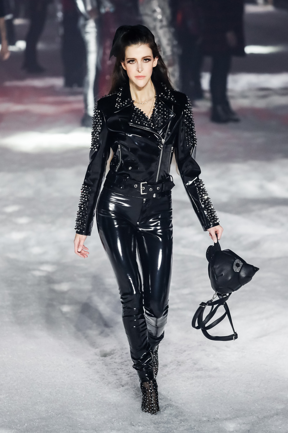 Philipp Plein FW 19 259 (C) fotki.com arteon robot