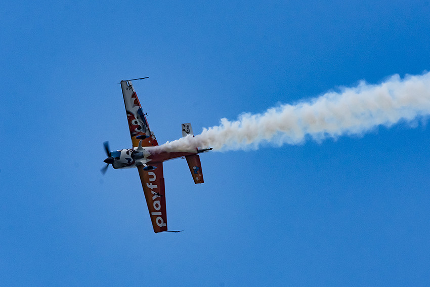 Photo Redline Air Shows 0660 2021 Owensboro Air ShowBlue Angels