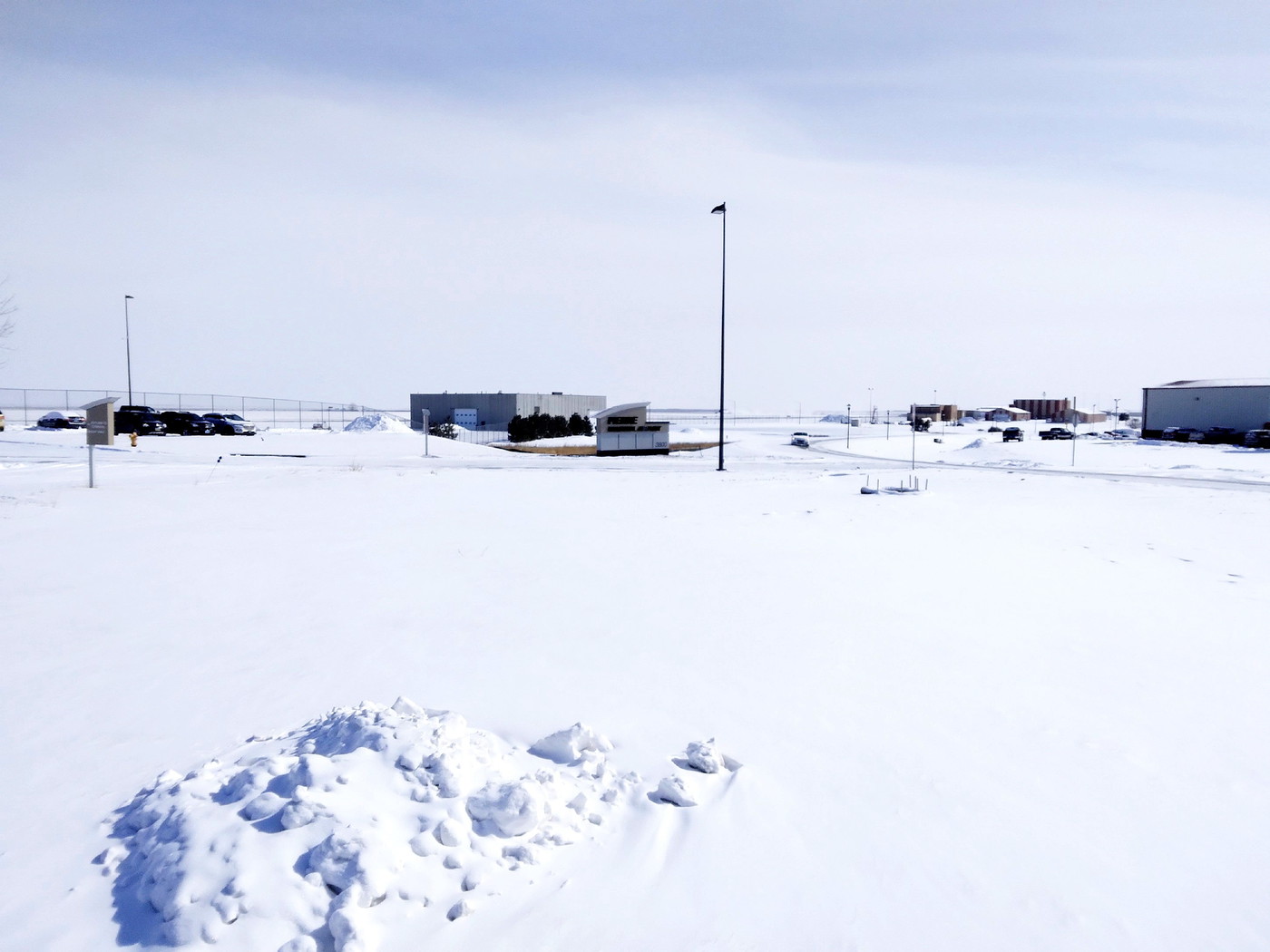 Cargo Hanger at Pierre Regional Airport, Pierre, South Dakota Fotki
