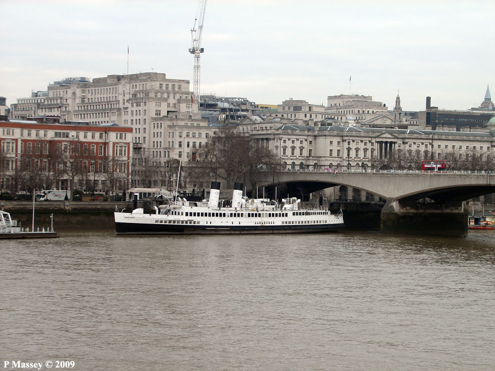 Photo Queen Mary tss Queen Mary Revisited 2 album Magwa Fotki