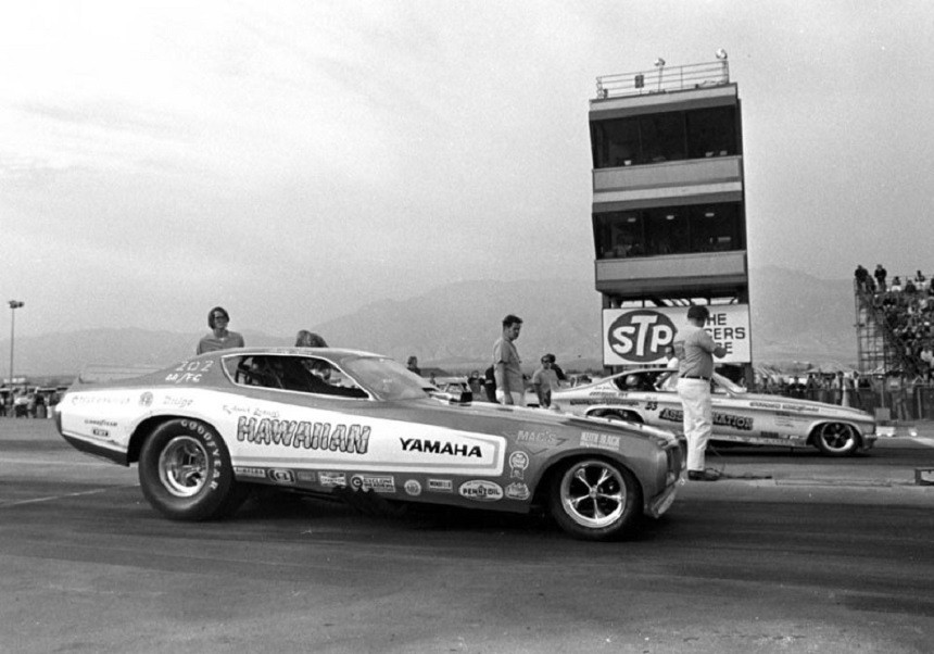 Photo Hawaiian Funny Car (7) VINTAGE FUNNY CARS V album LOUDPEDAL