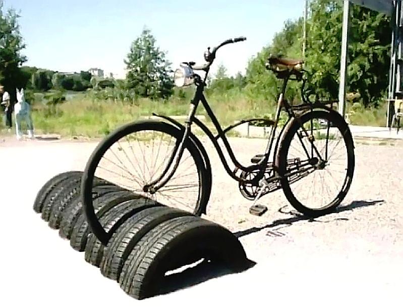 Bicycle stand