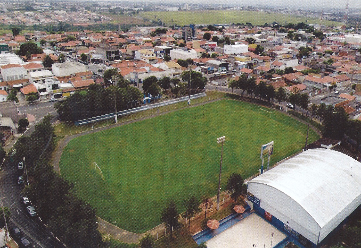 Photo: Campo de futebol Jardim Rosolém - Hortolândia | Brasil album |  Whocares-nl | Fotki.com, photo and video sharing made easy.