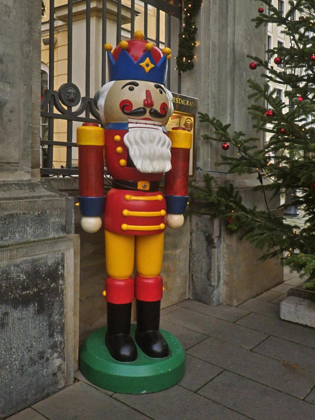 Weihnachtsmarkt an der Frauenkirche