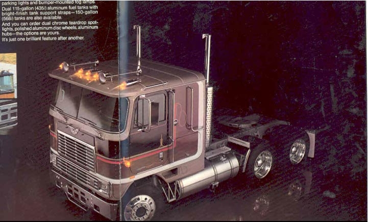Camion International Eagle Cabover 6x4 1/43 1995 blanc & bleu - Ixo
