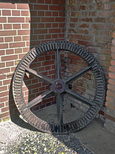 Altes Zahnrad der Wassermühle