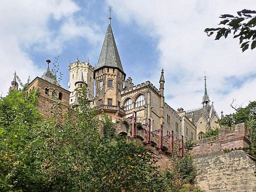 Schloss Marienburg