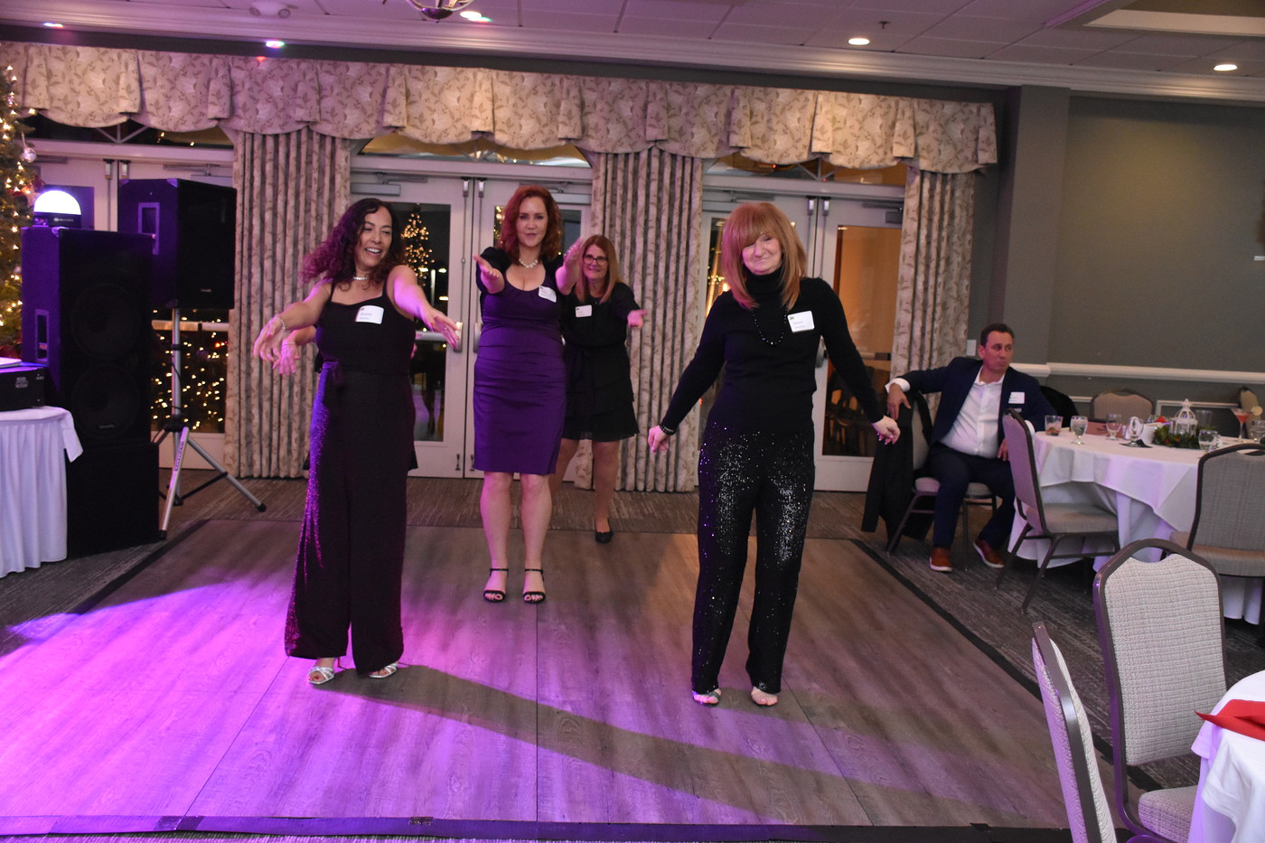 Photo: DSC 0130 | 2024 12-07 Holiday Party album | AAVetteClub | Fotki ...