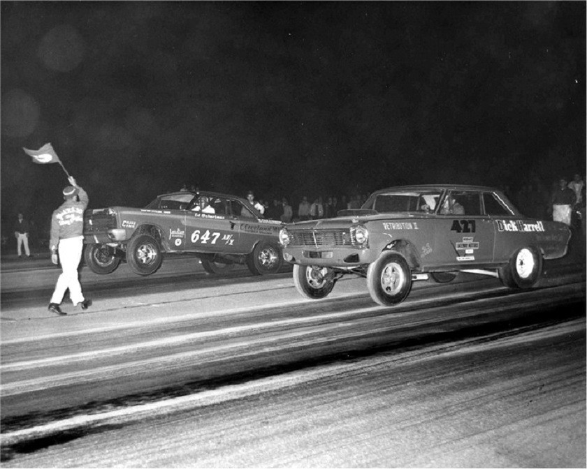Photo: Dick Harrell Retribution II Chevy II vs Fast Eddie S | A/FX & A ...