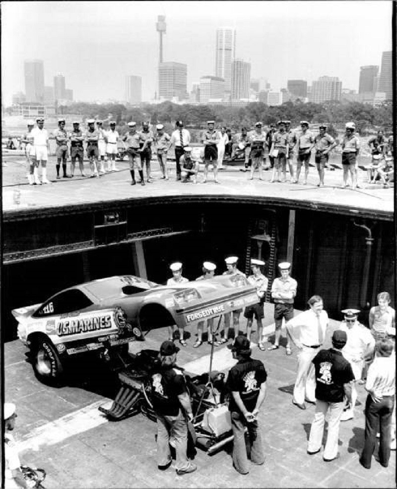 Photo Mickey Thompson's Funny VINTAGE FUNNY CARS VI album LOUD