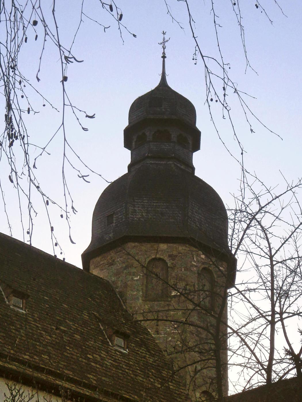 Glockenturm der Abteikirche