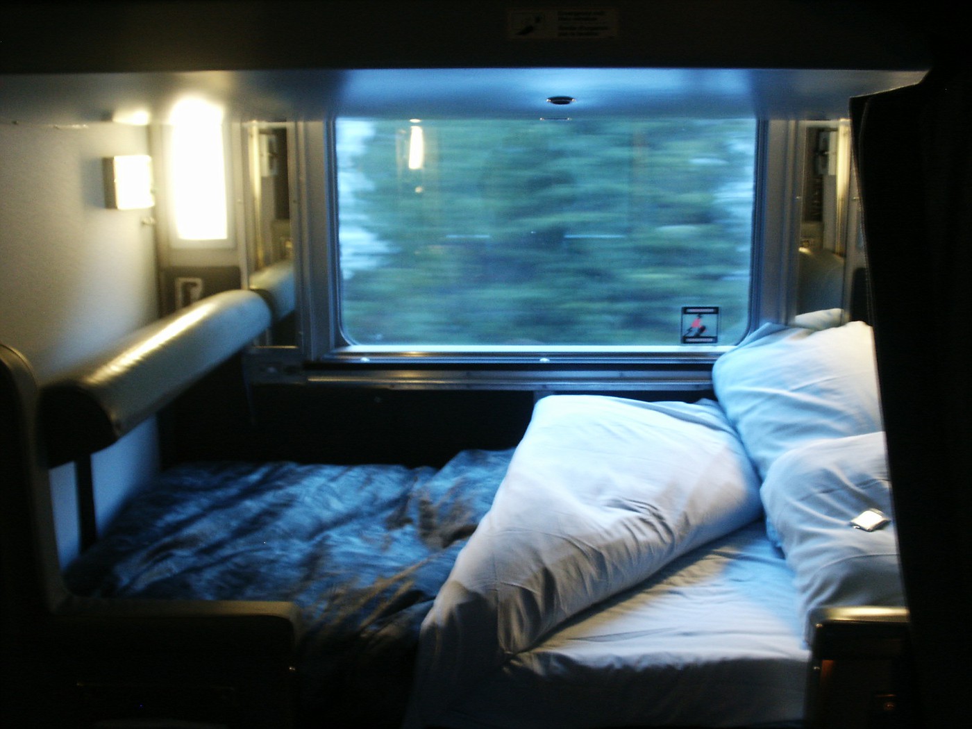 Photo: VIA RAIL's "The Canadian" Lower Berth Made Up For The Night ...